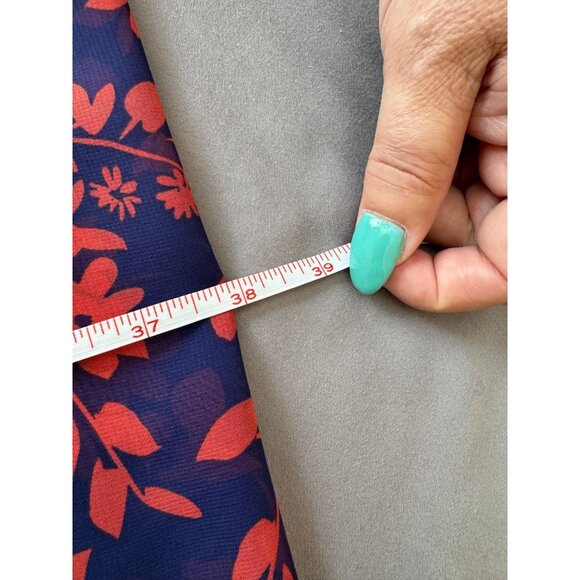 Lands End Womens Floral Print Scarf L/XL 100% Polyester Navy & Red Lightweight - Picture 6 of 7